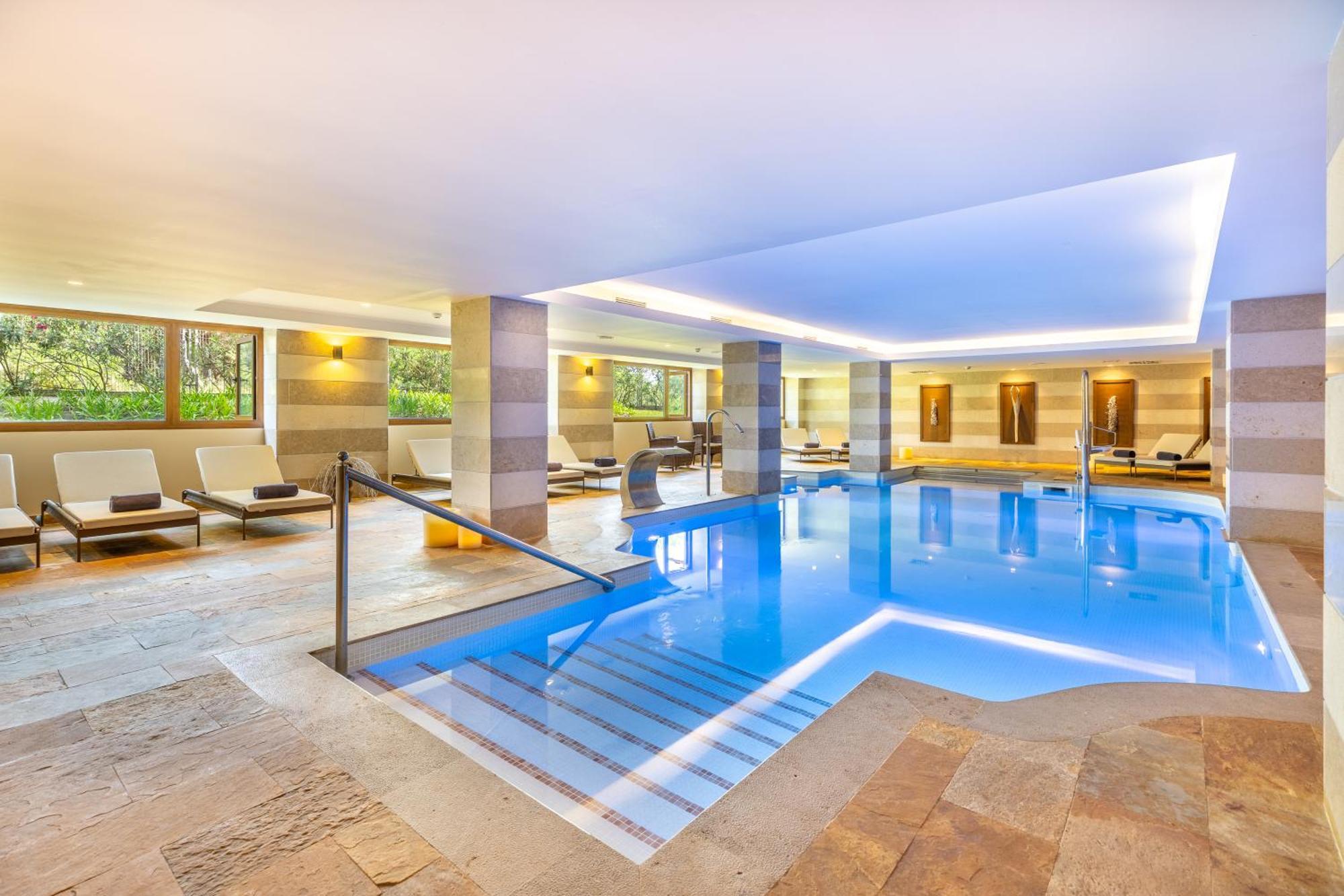Grupotel Parc Natural & Spa Плайя-де-Муро Екстер'єр фото Indoor pool